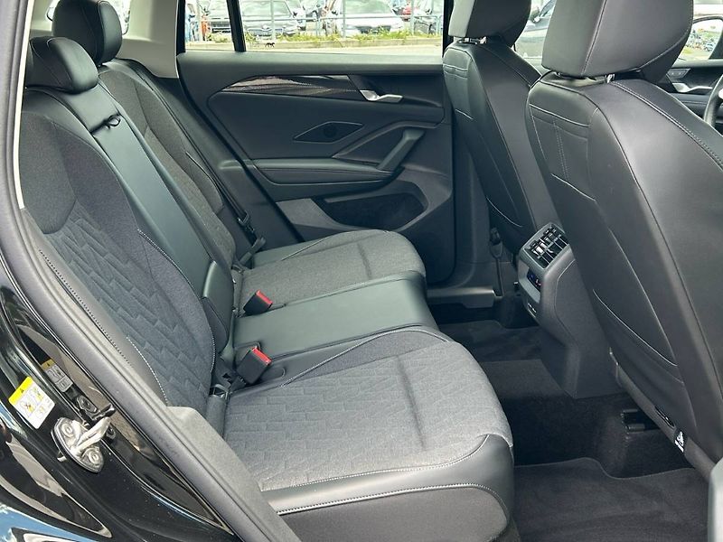 Volkswagen Tiguan (2025) 1.5 eTSI 7DSG Life - fotka 9 z 35
