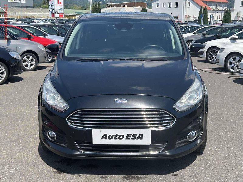 Ford S-MAX (2015) 2.0, ČR - fotka 2 z 20
