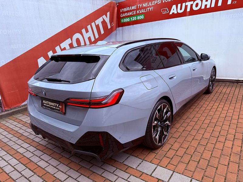 BMW Řada 5 540d xDrive, Serviska, Záruka - fotka 7 z 37