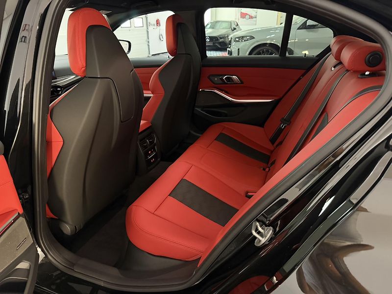 BMW M3 Competition xDrive NEW Indiv. - fotka 24 z 49