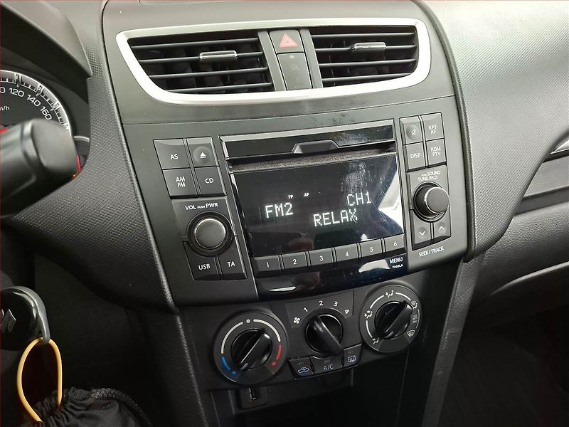 Suzuki Swift (2015) 1.2, LPG, Serv.kniha - fotka 12 z 16