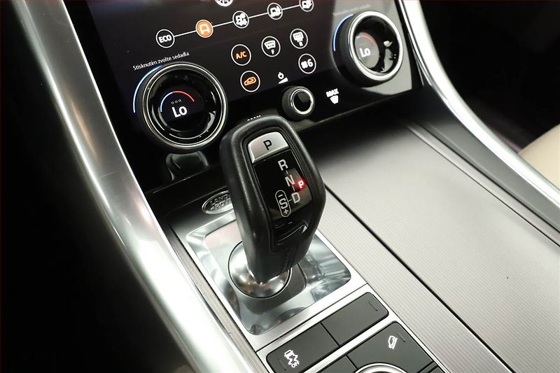 Land Rover Range Rover Sport (2018) 3.0 SDV6 - fotka 10 z 20