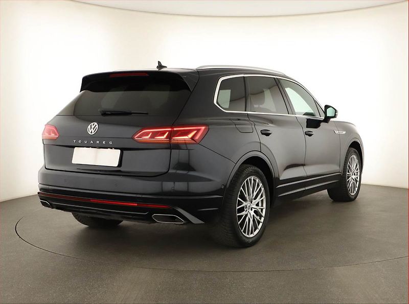 Volkswagen Touareg (2019) R-Line 3.0 TDI - fotka 5 z 29
