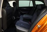 Škoda Octavia 2.0TDI 110kW,4x4,SCOUT,1MAJ,ČR - náhled 19
