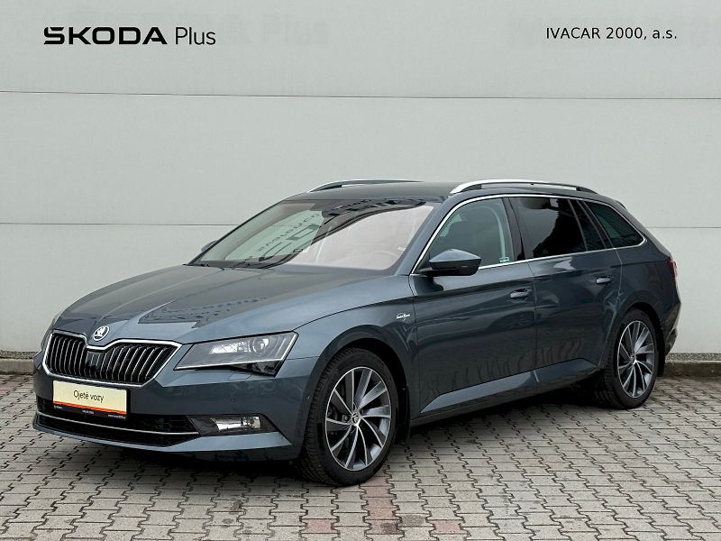 Škoda Superb (2017) Combi 2.0 TSI 206 kW 4x4 DSG L - fotka 1 z 25