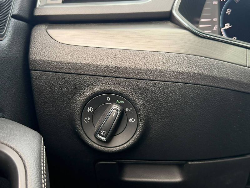 Škoda Superb Style 1,5 TSI 110 kW 6° MP - fotka 20 z 20