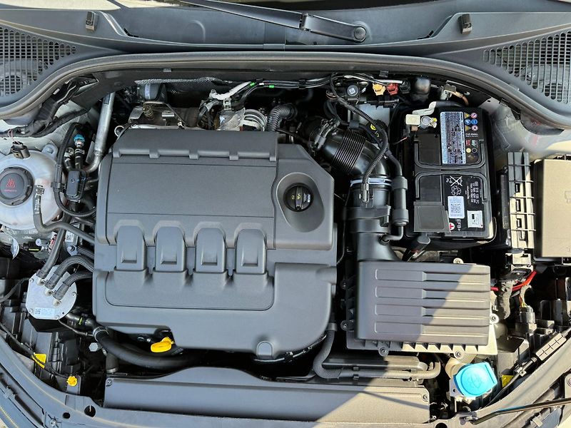 Škoda Octavia (2019) RS TDI 135KW  4x4 kombi  - fotka 25 z 30