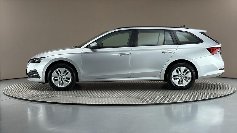 Škoda Octavia 1.0 TSI Ambition Combi - fotka 4 z 24