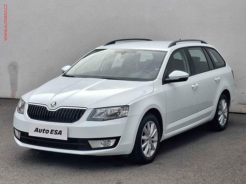 Škoda Octavia (2015) 1.6 TDi, Style, park. čidla - fotka 3 z 17