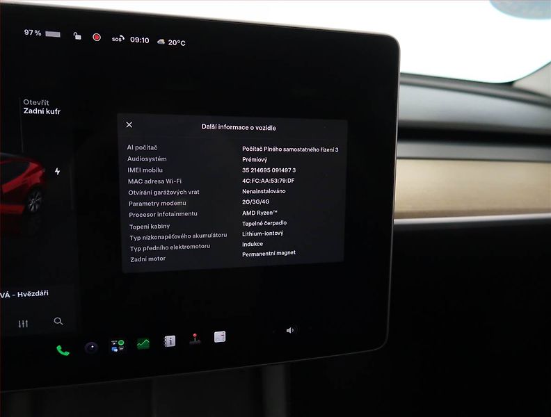 Tesla Model Y (2022) Long Range AWD 79kWh, SoH 89% - fotka 27 z 33