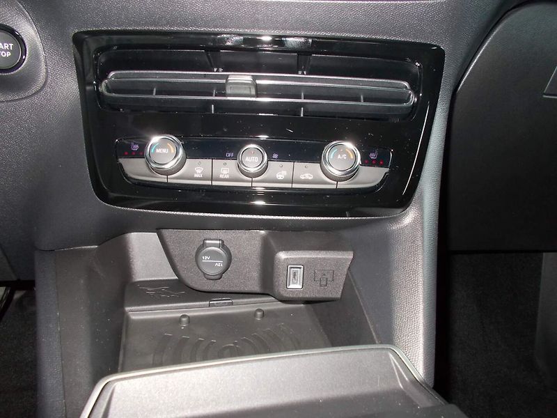 Opel Mokka (2026) Edition Hybrid 1.2 TURBO (107 - fotka 16 z 30