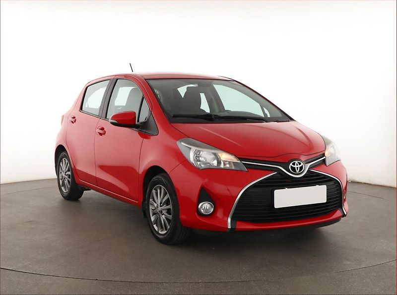 Toyota Yaris (2016) 1.33 Dual VVT-i, Serv.kniha - fotografie inzerátu