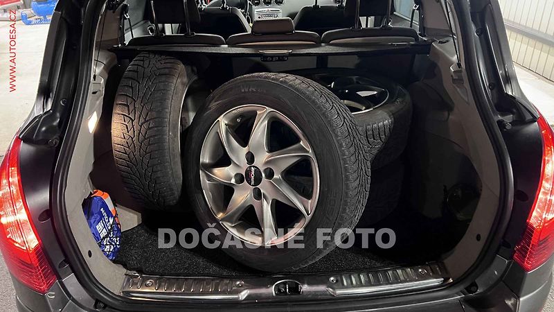 Peugeot 308 (2009) 1.6VTi, 1.maj,ČR, servis - fotka 4 z 4