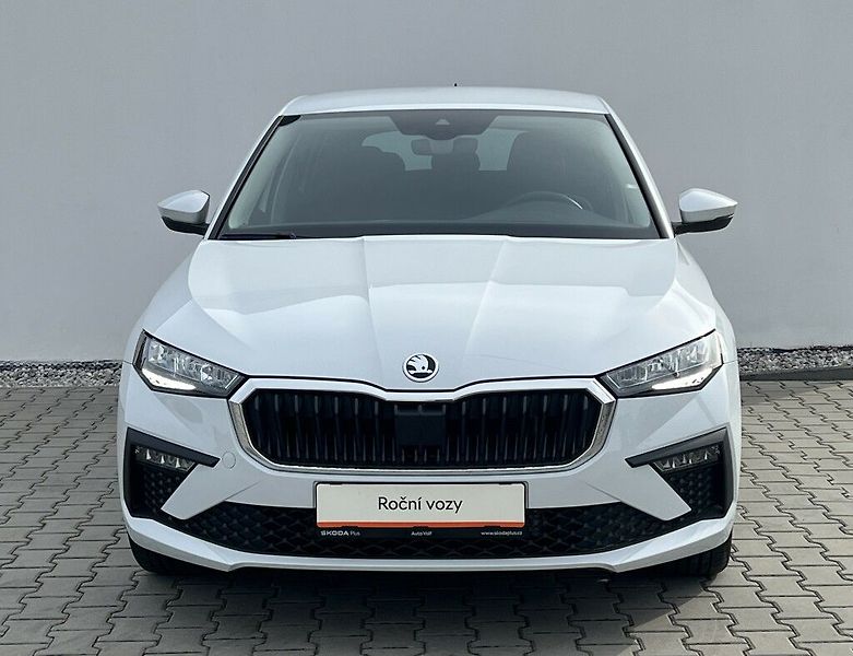 Škoda Scala Top Selection 1.0 TSI 85 Kw - fotka 5 z 32