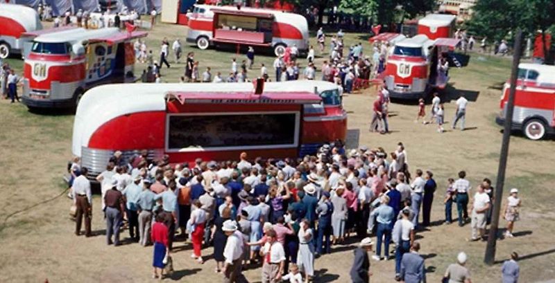 GM Futurliner.