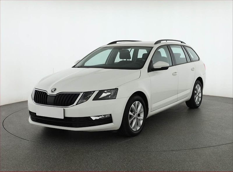 Škoda Octavia (2019) 1.6 TDI, Serv.kniha, Tempomat - fotka 2 z 15