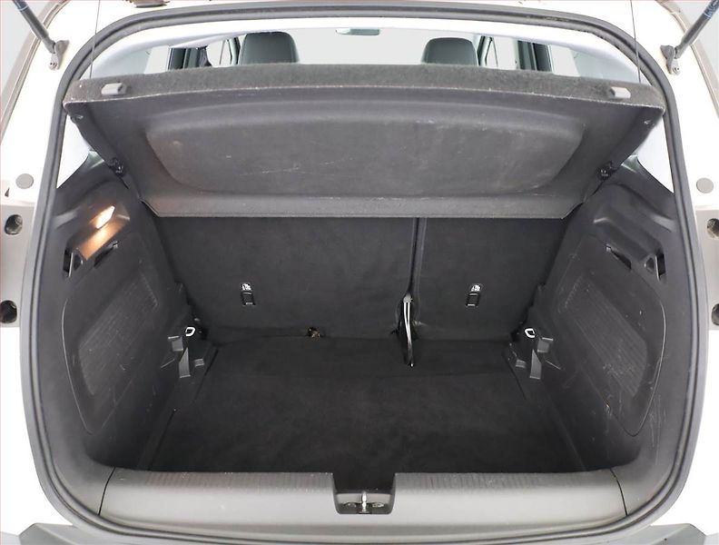 Opel Crossland X (2019) 1.2 Turbo, Automat, Serv.kniha - fotka 18 z 19