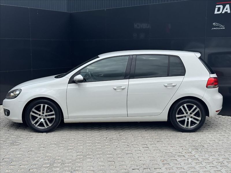 Volkswagen Golf 1,2 TSI 77kW Comfortline ČR - fotka 5 z 30