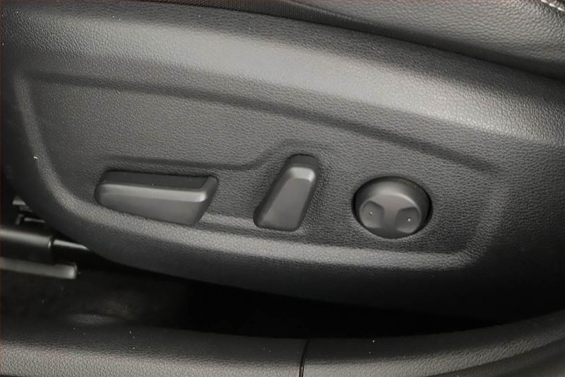 Kia Pro_Ceed (2023) GT Line Plus 1.5 T-GDI MHEV - fotka 15 z 19