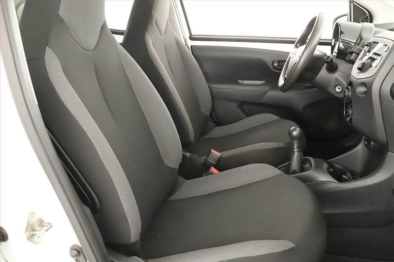 Toyota Aygo (2021) 1.0 VVT-i, LPG - fotka 7 z 12