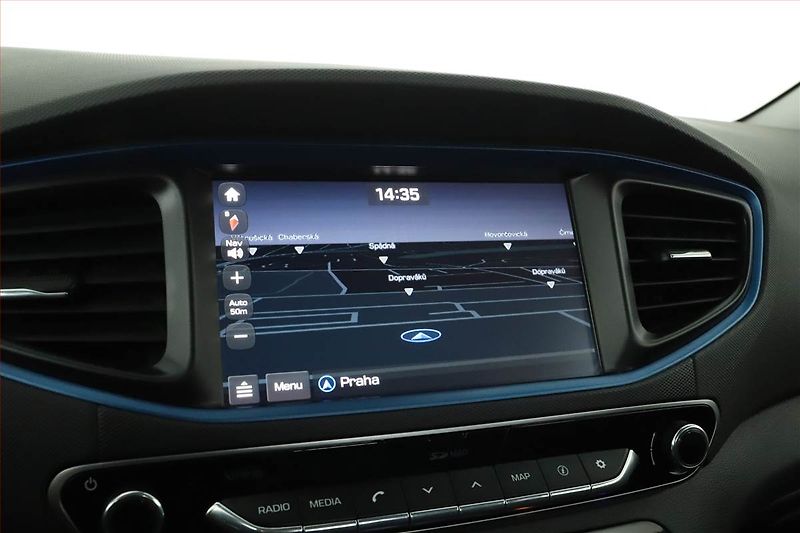 Hyundai Ioniq (2017) Hybrid, Automat, Serv.kniha - fotka 10 z 16