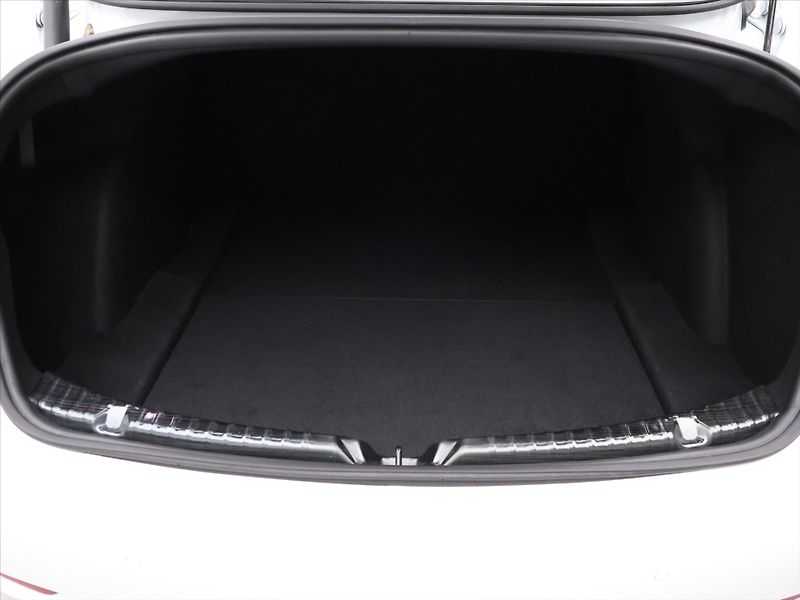 Tesla Model 3 Long Range 79kWh AWD sOH 93,3% - fotka 10 z 31