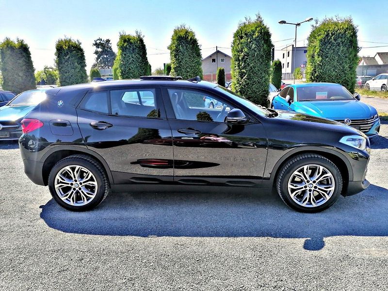 BMW X2 (2020) 2.0 20i 141kW A/T Kůže - fotka 6 z 36