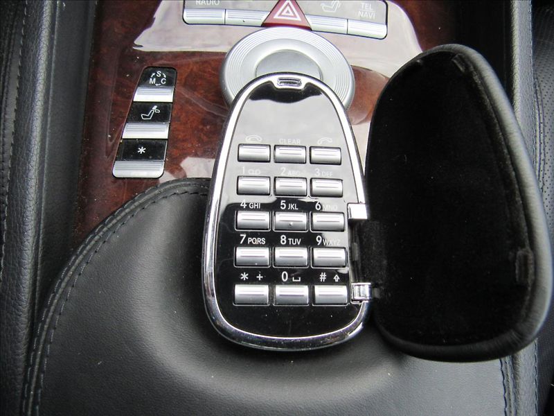 Mercedes-Benz CL 5,5 550 Elegance 285 KW - fotka 18 z 36