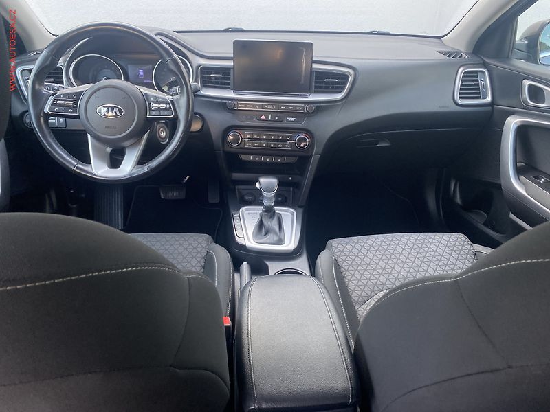 Kia Ceed (2018) 1.4T-GDi, ČR, AT, navi - fotka 8 z 21