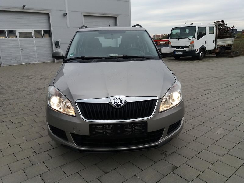 Škoda Fabia 1.2TSi,77kW,DSG,DIG.KLIM,VÝHŘE - fotka 3 z 36