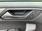 Volkswagen Touran (2023) 2.0 TDI 110kW DSG  Webasto LED - náhled 11