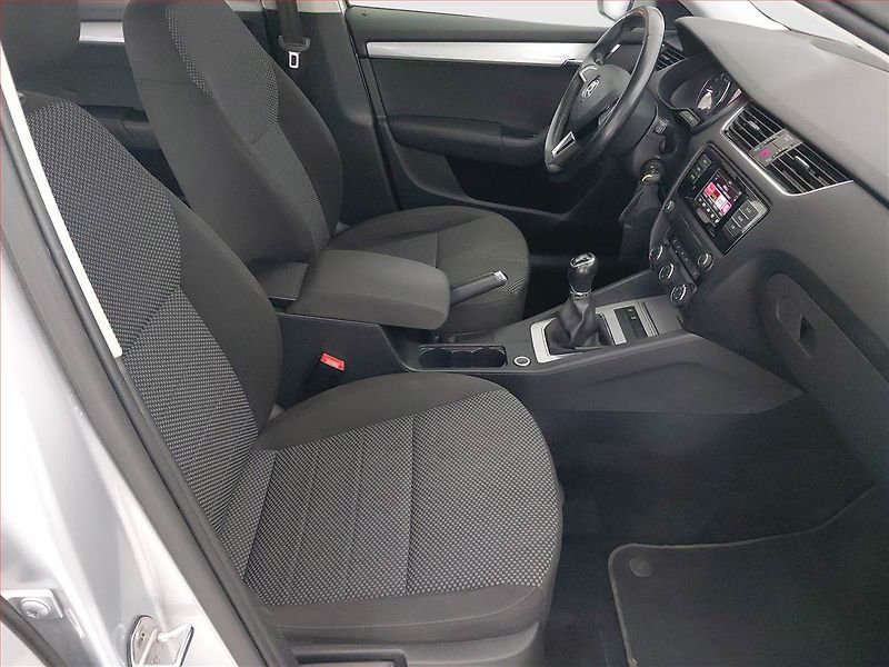 Škoda Octavia (2016) Ambition Plus 1.6 TDI - fotka 9 z 15