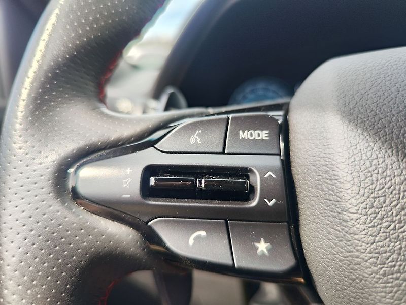 Hyundai i30 1.5 T-GDI/103kW N-Line DCT - fotka 29 z 37