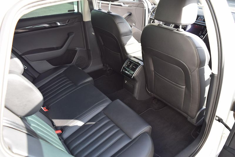 Škoda Superb (2019) 2.0TDI 110kw 4x4 L&K DSG TAŽNÉ - fotka 48 z 50