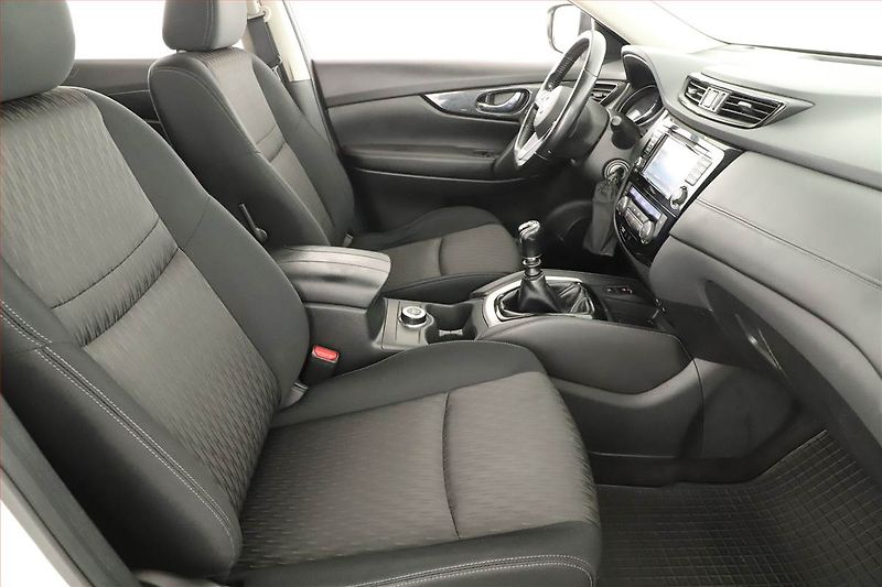 Nissan X-Trail (2017) 1.6 dCi, 4X4, Navi, Tempomat - fotka 7 z 16