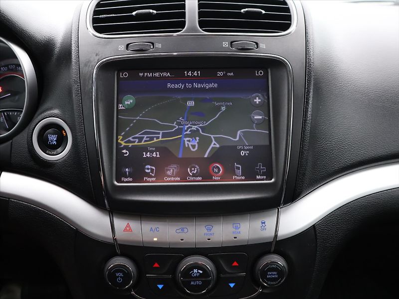 Fiat Freemont 2,0 MJT Aut. AWD CZ 7Míst Kůže - fotka 17 z 26