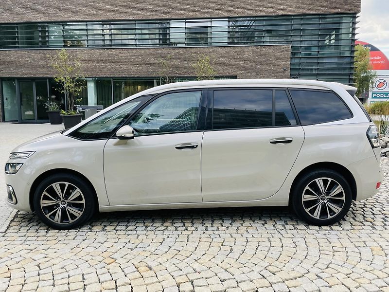 Citroën Grand C4 Picasso 2.0HDi MAN 7MÍST KAMERA TAŽNÉ - fotka 19 z 45