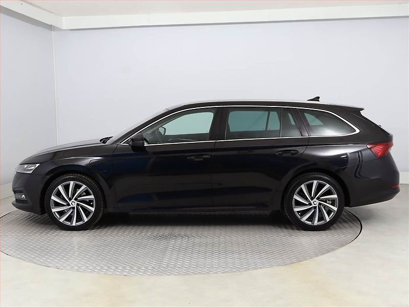 Škoda Octavia (2021) Style 1.4 TSI iV - fotka 3 z 24