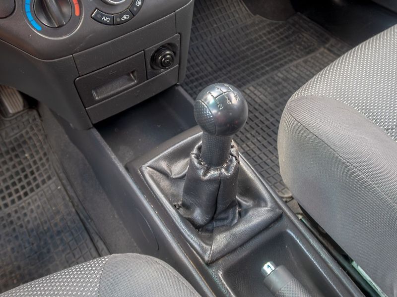 Chevrolet Aveo (2009) 1.2i 62KW - fotka 21 z 38