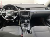 Škoda Superb (2010) 2.0 TDi, Klima - náhled 8