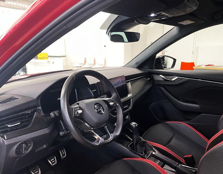 Škoda Kamiq MONTE CARLO, 1.MAJ.,PANORAMA - fotka 8 z 33