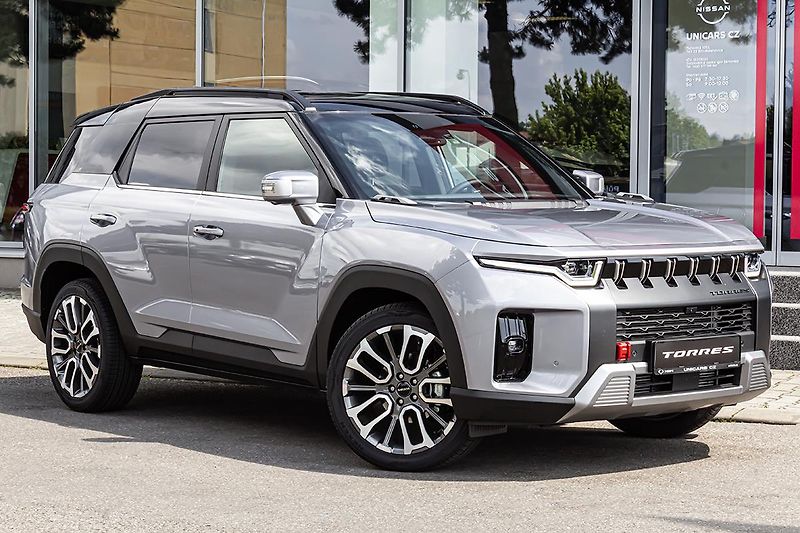 SsangYong Torres (2025) 1,5 GDI 4WD AT PREMIUM 5el.dve - fotka 3 z 22