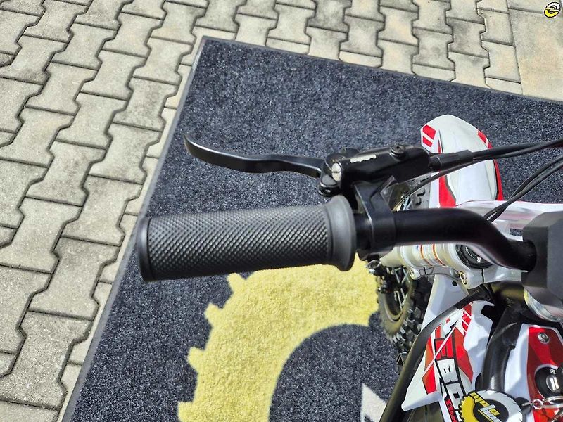 Ostatní (2026) Pitbike Stomp E-Box electric 1 - fotka 15 z 17