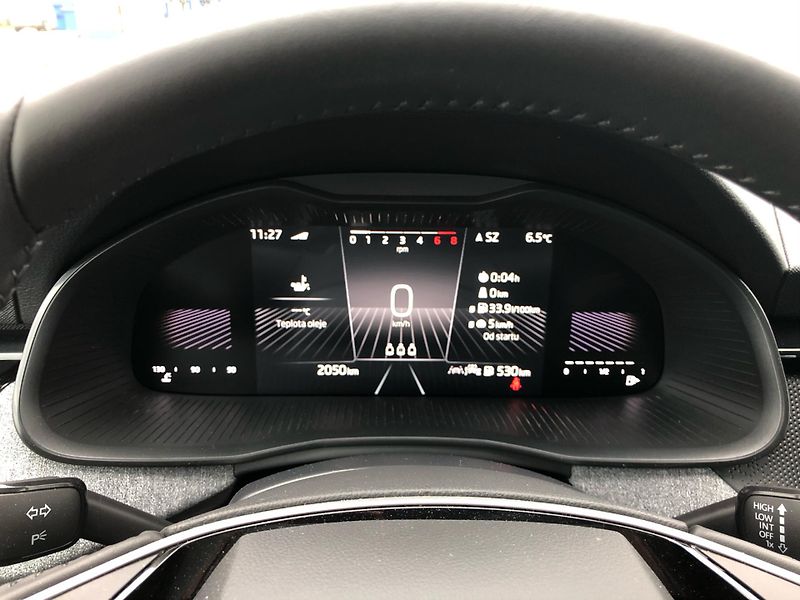 Škoda Scala 1.0 TSi SELECTION - fotka 19 z 30