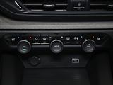 Citroën C5 X 1,6 PT 133kW Shine Paměť 31tkm - náhled 17