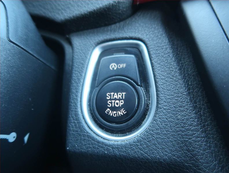 BMW Řada 3 (2014) 320 d xDrive, 4X4, Automat - fotka 17 z 22
