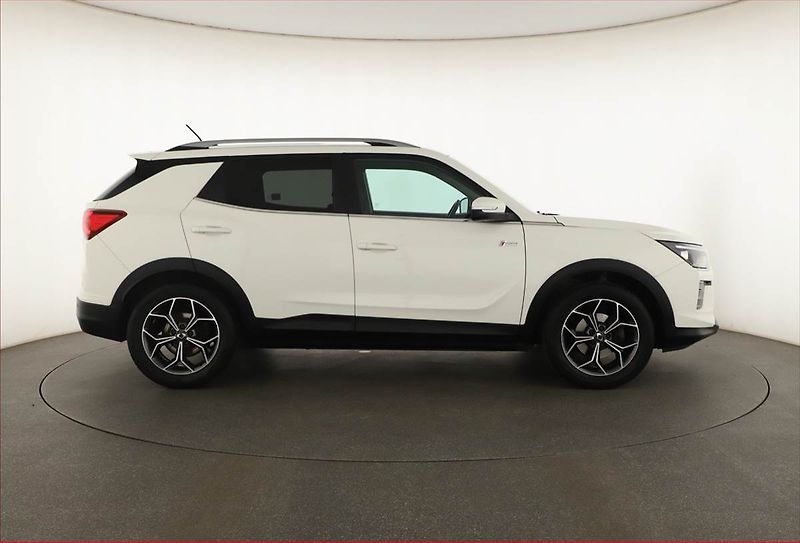 SsangYong Korando (2022) 1.5 T-GDI, 4X4, ČR,1.maj - fotka 6 z 16