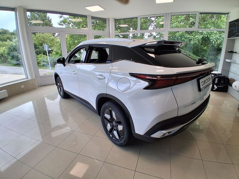 Omoda 5 (2025) Premium - fotka 8 z 20