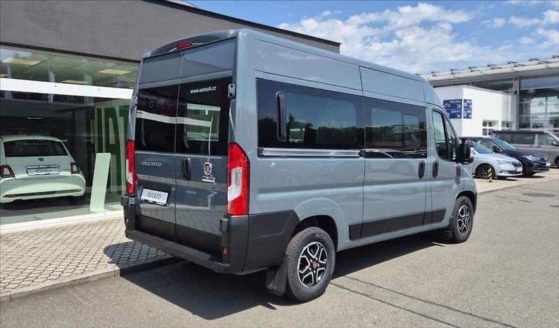 Fiat Ducato (2024) 2,2 MTJ 180k 35 L2H2 9A - fotka 2 z 7