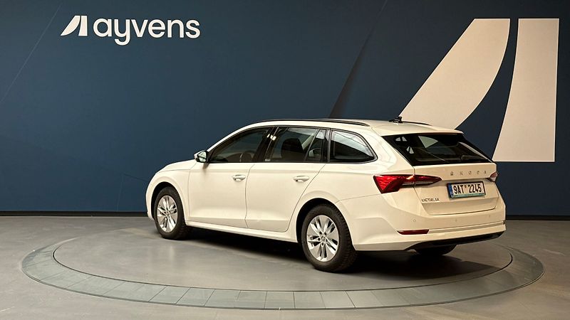 Škoda Octavia 2.0 TDI 110kW DSG Ambition Com - fotka 3 z 4